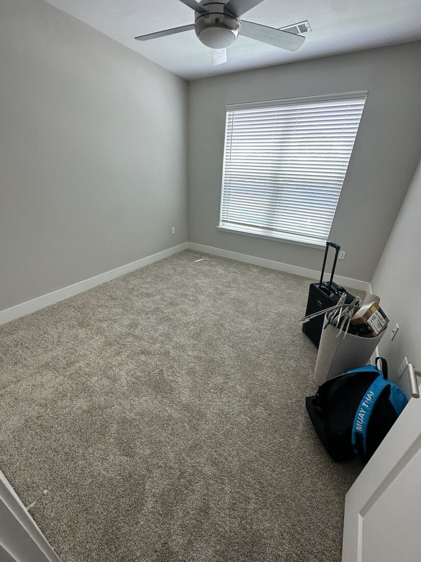 A clean, empty room after a completed Heavy Lifters move — movers serving Palm Beach Gardens, FL